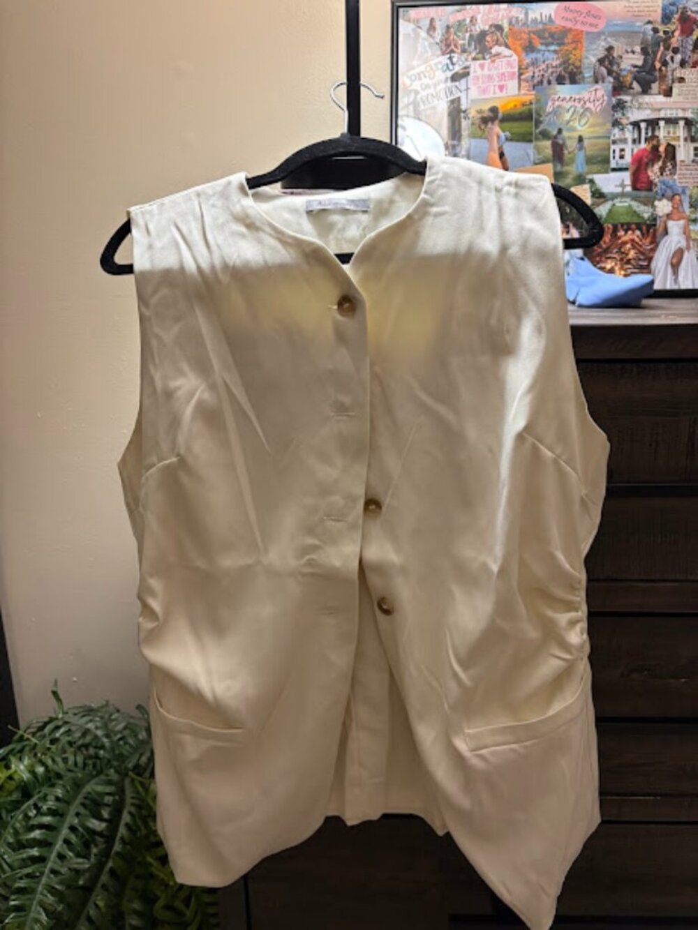 SHEIN VEST SIZE XL